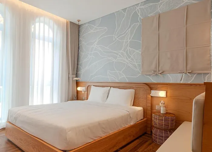 Biệt thự S - Center, Near - 3br Private With Pool, Jacuzzi, Sauna, Karaoke