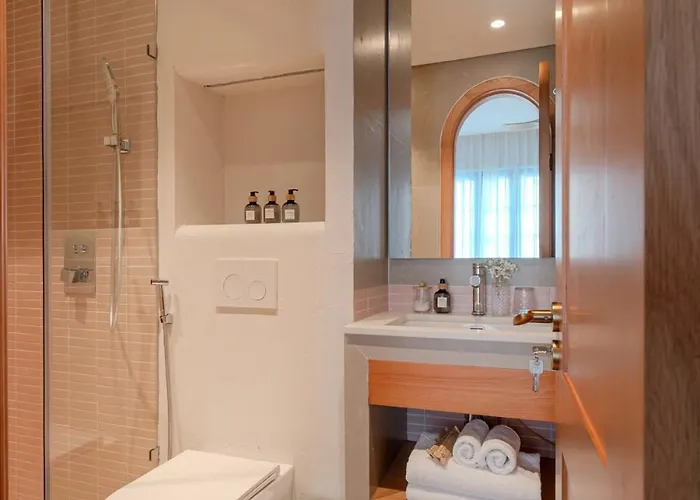 S - Center, Near - 3br Private With Pool, Jacuzzi, Sauna, Karaoke