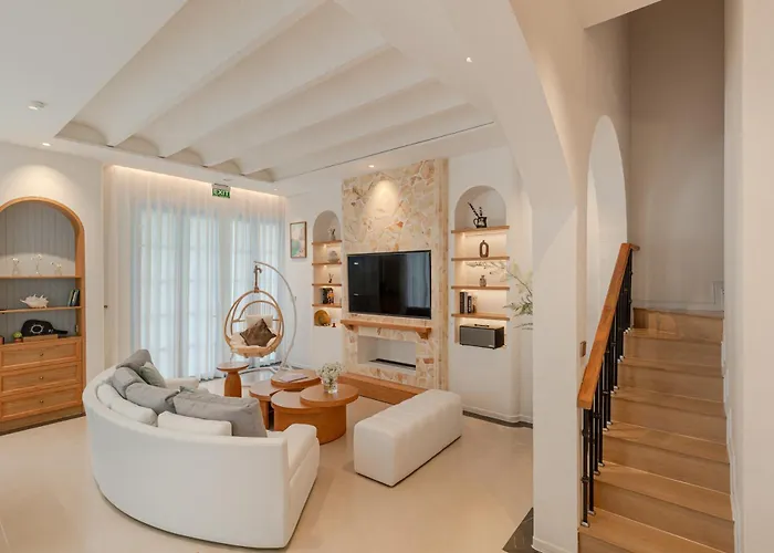 S - Center, Near - 3br Private With Pool, Jacuzzi, Sauna, Karaoke Biệt thự *