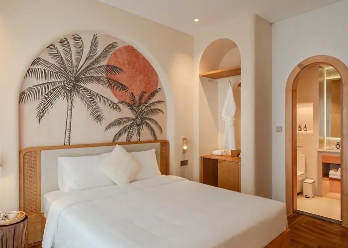 S - Center, Near - 3br Private With Pool, Jacuzzi, Sauna, Karaoke Hạ Long